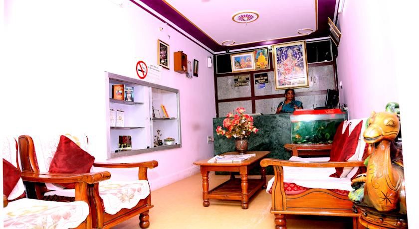 Super Oyo Flagship 72253 Jai Maa Palace Hotel جايبور المظهر الخارجي الصورة